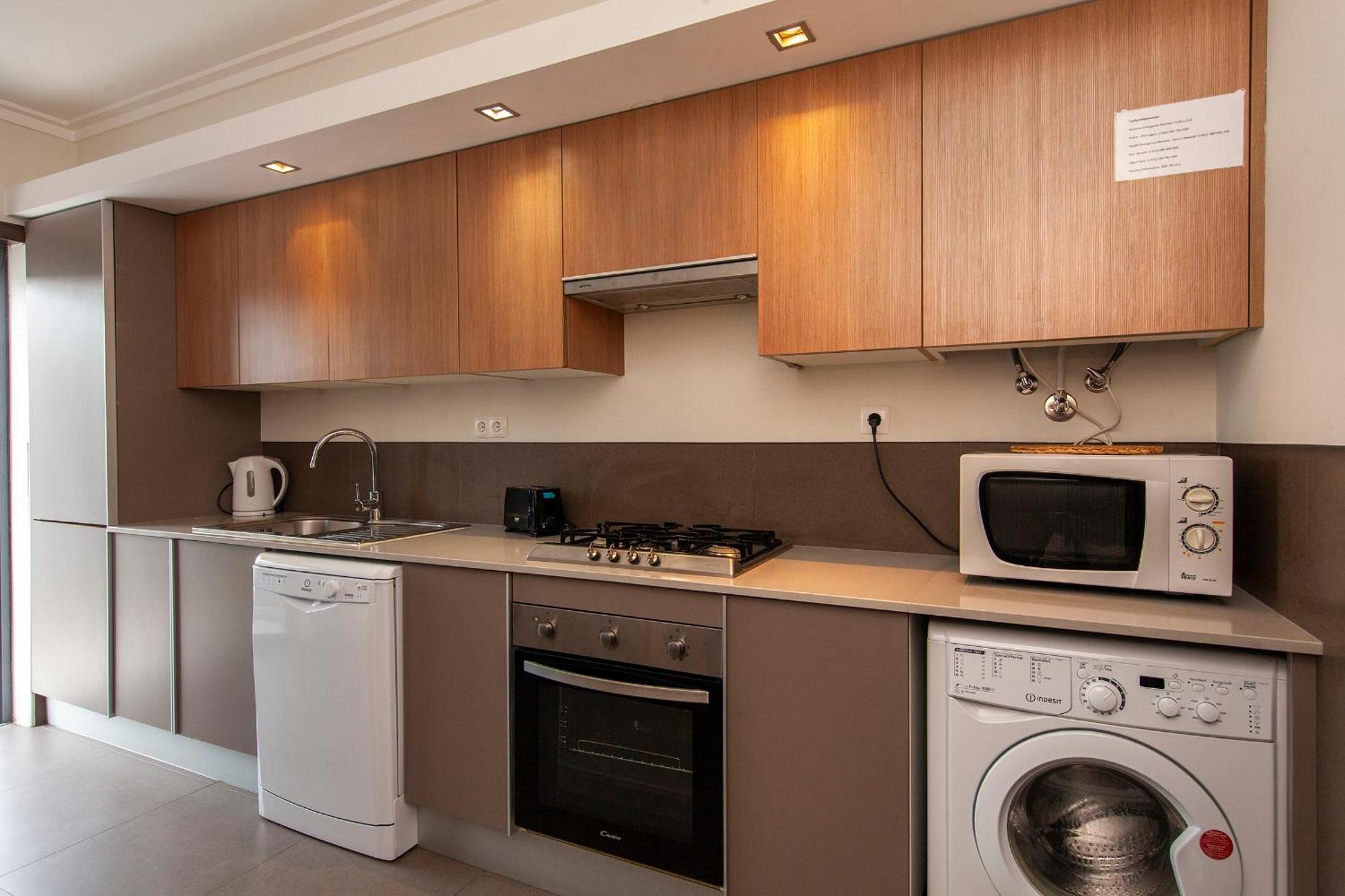B04 - Luxury 2 Bed W Terrace Pool Apartment Lagos Exterior foto